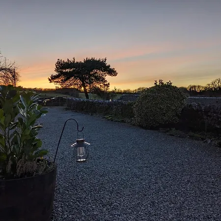 1 Bed In Arnside Silverdale 90528 Holiday home