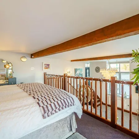 1 Bed In Carnforth Oc-90528 *