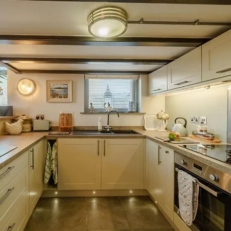 1 Bed In Carnforth Oc-90528 * Beetham